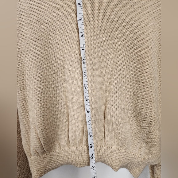 Fashion Nova Knit Crop Zip up Sweater Pre-Loved size Small - Picture 10 of 10